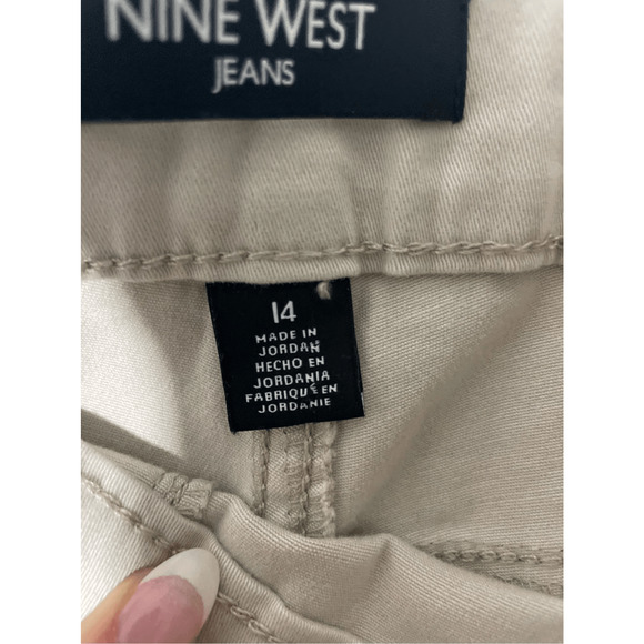 Nine West Heidi Pull On Skinny Crop Preppy WorkTan Khaki Colored Sz 14 Pants - Picture 2 of 8